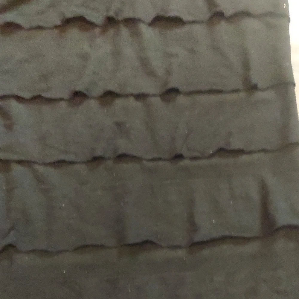 9 For $10 Miley Cyrus & Max Azria Black Dress - Picture 6 of 9